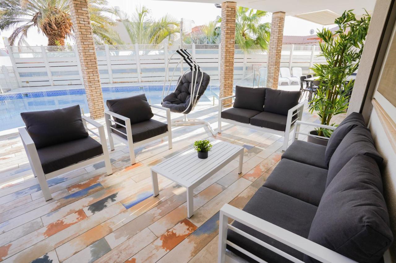 Appartement Yalarent Enorma Complex With Shared Heated Pool à Eilat Extérieur photo