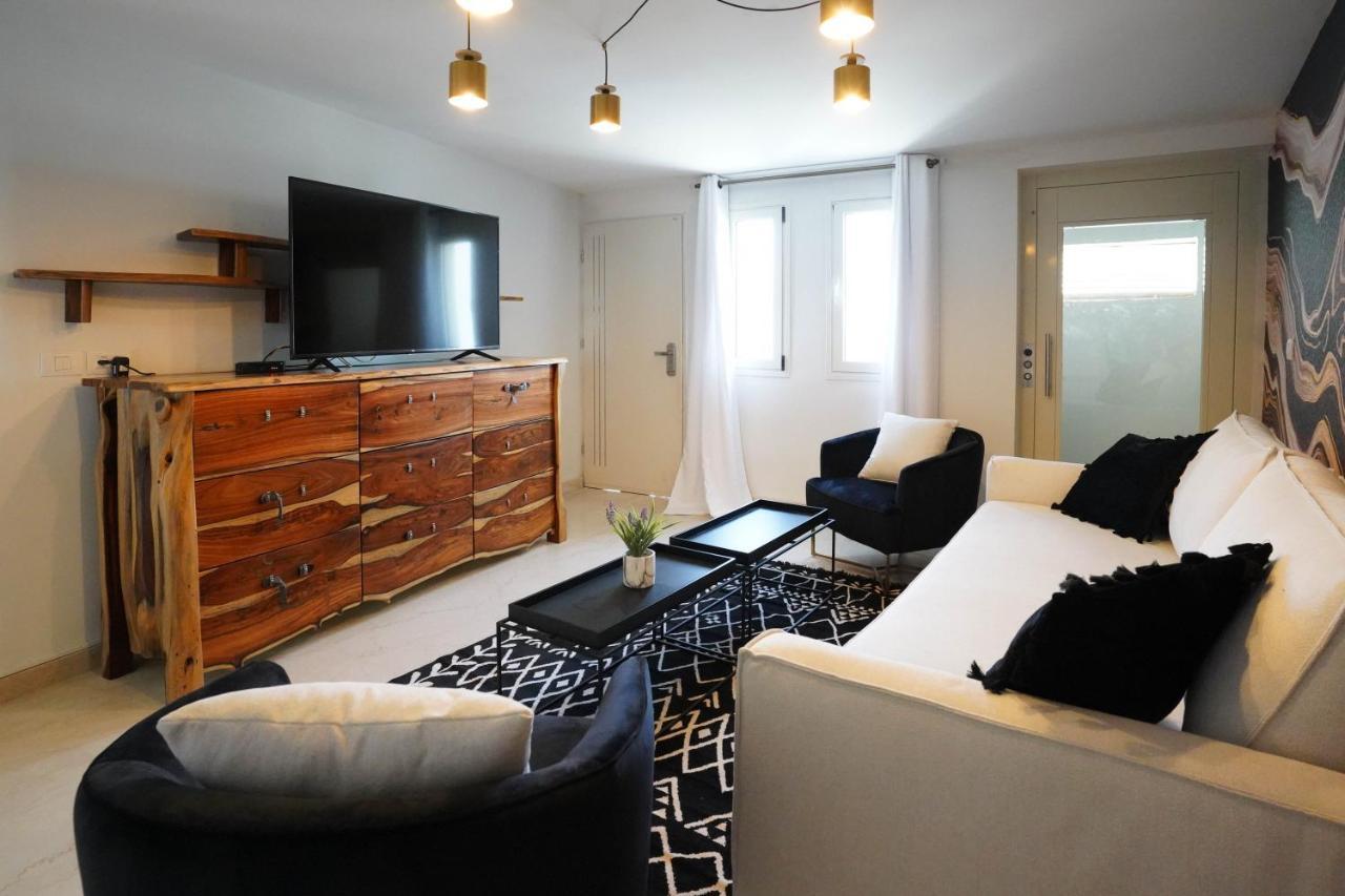 Appartement Yalarent Enorma Complex With Shared Heated Pool à Eilat Extérieur photo