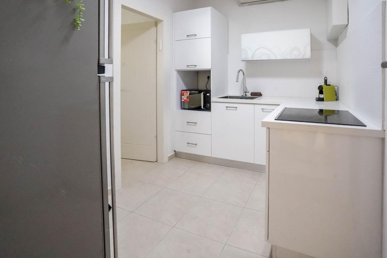 Appartement Yalarent Enorma Complex With Shared Heated Pool à Eilat Extérieur photo