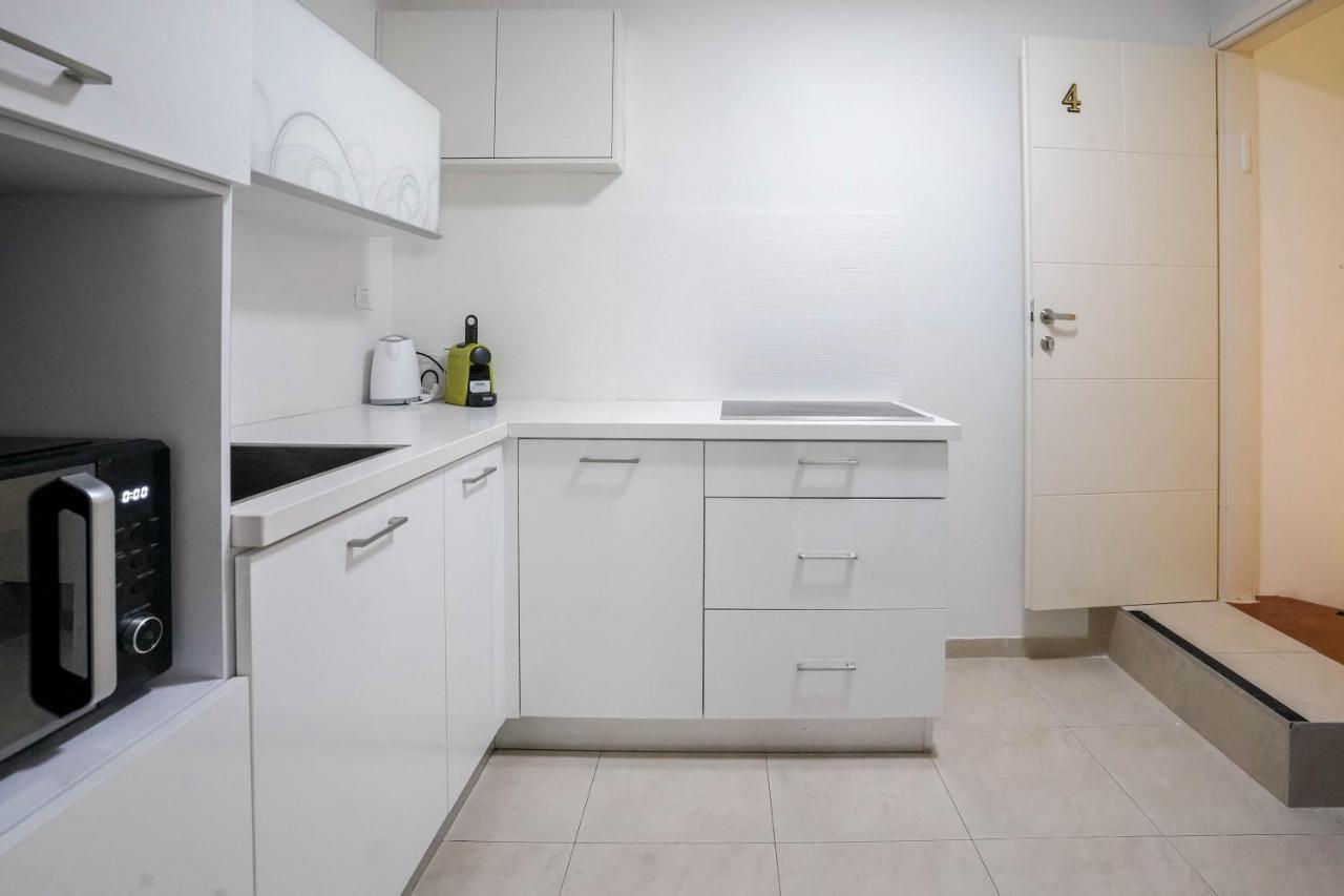 Appartement Yalarent Enorma Complex With Shared Heated Pool à Eilat Extérieur photo